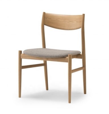 Poltrone da pranzo in legno imbottito in cuoio PU in stile di design tradizionale per mobili da ristorante
