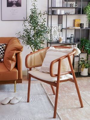 Finitura nitrolacquer robusta di design giapponese Sedie da pranzo in legno massello di rattan per ristoranti e sale da pranzo 2023