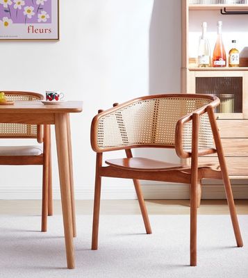 Finitura nitrolacquer robusta di design giapponese Sedie da pranzo in legno massello di rattan per ristoranti e sale da pranzo 2023