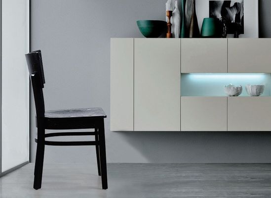 Poltrona in legno massello completo in stile moderno nordico per ristoranti e per il tempo libero in famiglia