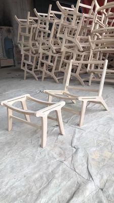 La nostra sedia da rilassamento per mobili in legno in colori personalizzati per un comfort senza eguali