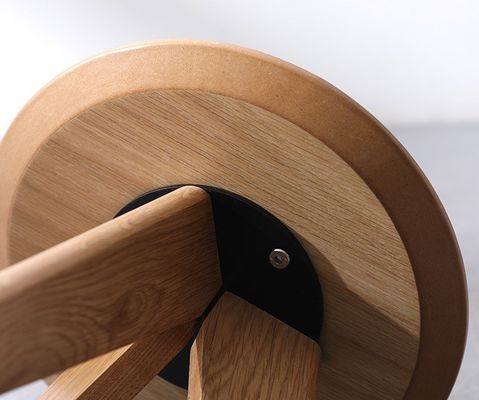 NO Piegato Moderno Legno Nordico Tavolo da caffè laterale Arredamento Tavolo da caffè in legno massello Finitura Nitrolacquer Per soggiorno