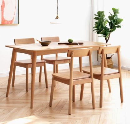 Altri mobili per la posta in legno Tavola da pranzo e sedie in stile nordico moderno con design
