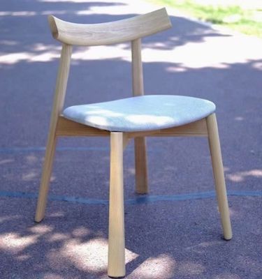 Materiale di copertura di spugna in tessuto/spuma Paddle in stile nordico Sedia da pranzo per il tempo libero, sedie da caffè, sedie per la casa, sedie per la tappezzeria, sedie in legno massiccio