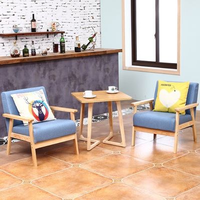 Colori personalizzati Sedile in tessuto in legno massello W64*D59*H71CM per soggiorno moderno e sofisticato