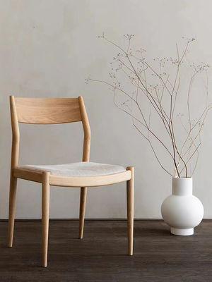 Comodo cuscino Sedile da pranzo in legno massello in natura Colori popolari per ristorante contemporaneo