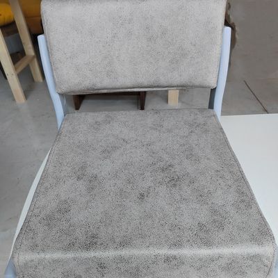 Sedile e sedile in legno massello Cucina naturale Sedile a terra senza gambe Per il soggiorno Disegno minimalista