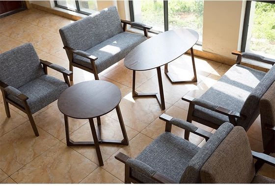 Moderno design Sedile morbido per soggiorno e hotel W65*D59*H75CM Divano in legno massello Sedile in legno