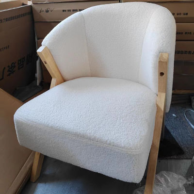 Moderna sedia in legno nordico Cornice in legno massello robusta di cenere per hotel design Divani in legno in lana di agnello di velluto