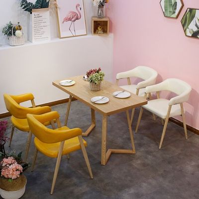 Sedile morbido in stile moderno per soggiorno e hotel Sedile da pranzo in legno massello in tessuto di legno di design moderno