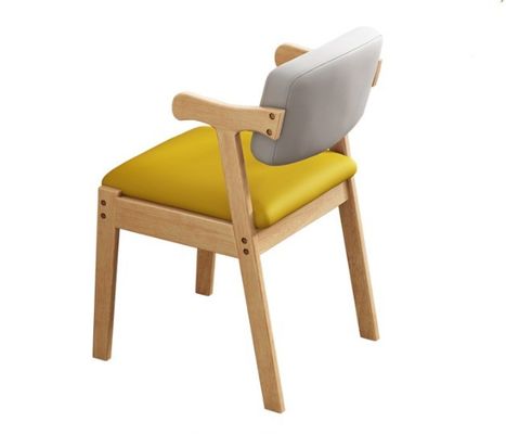 Moderna sedia da pranzo in legno massello nordico con appoggio per braccia NO Piegato stile di design Moderno Piegato NO