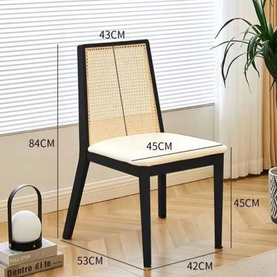 NC/PU Verniciatura Finitura di legno Polstered Sedile da pranzo per il design nordico moderno e stile in legno massello