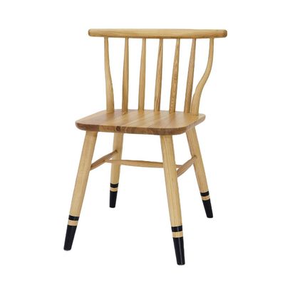 Moderno design stile nordico Raffinata lavorazione Windsor Sedile da pranzo in legno massello per mobili da ristorante