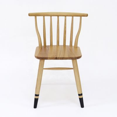 Moderno design stile nordico Raffinata lavorazione Windsor Sedile da pranzo in legno massello per mobili da ristorante