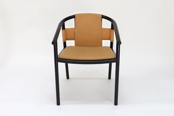 Stile di design moderno Cornice di legno sella marrone pelle mobili da pranzo salone di svago Accento poltrone