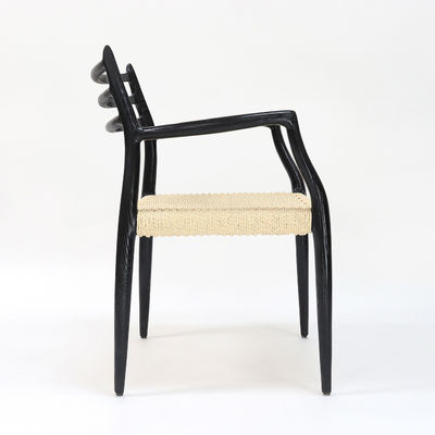 Sedile da pranzo moderno Nitrolacquer a corda tessuta a mano Finitura in legno massello con braccio moderno