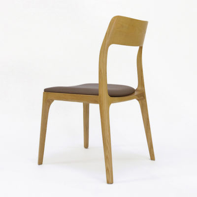 Servizi di svago Sedile da pranzo in legno vintage con rivestimento in tessuto personalizzato e finitura in nitrolacchia