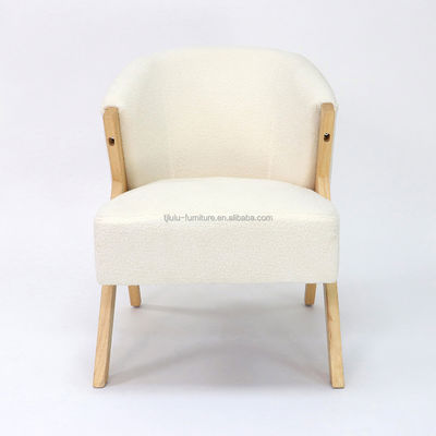 Divano in legno massello naturale Sedia design nordico per mobili da soggiorno Colore naturale Stile di svago