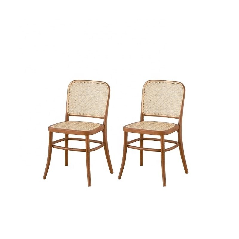 Modello di design moderno resistente Sospento di legno di rattan Sedia da pranzo di rattan per giardino all'aperto Arredamento da ristorante a caffè