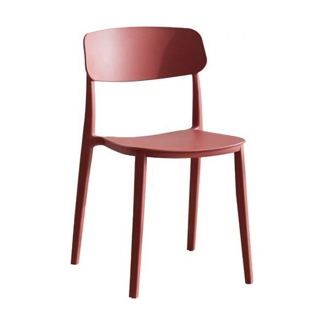 Poltrona di plastica rossa impilabile per il design nordico moderno in hotel, ristorante, banchetto o zona pranzo domestica