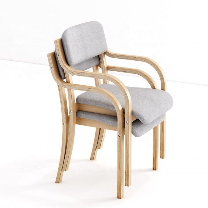 Migliora la tua sala da pranzo con questa poltrona in legno massello di legno piegato un perfetto connubio di stile e funzionalità