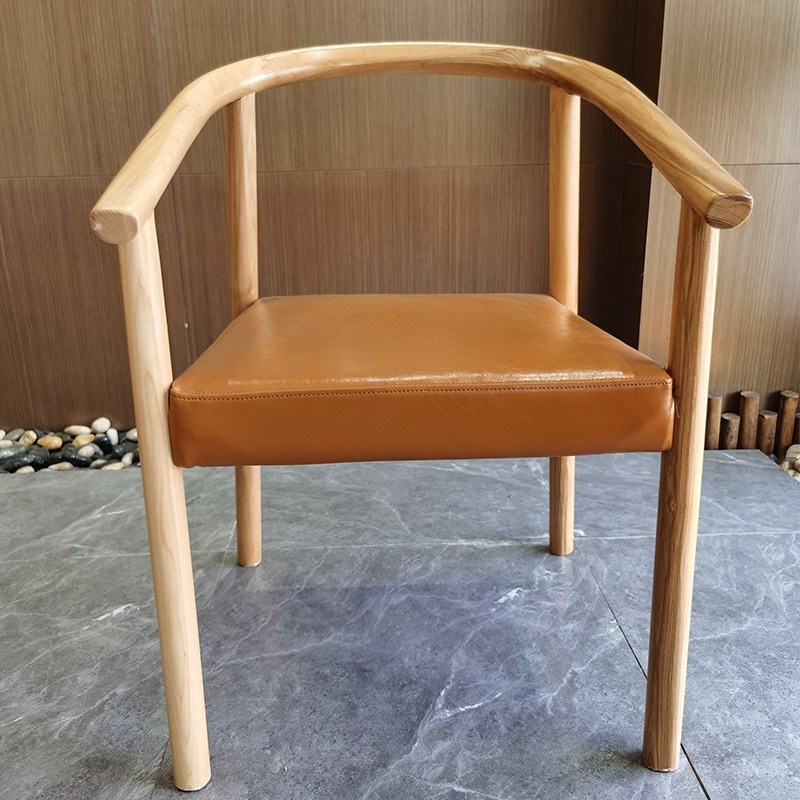 Nord Europa Legno massello PU cuscinetti in cuoio Sedile da pranzo per ristorante Disegno personalizzato e servizio OEM accettato